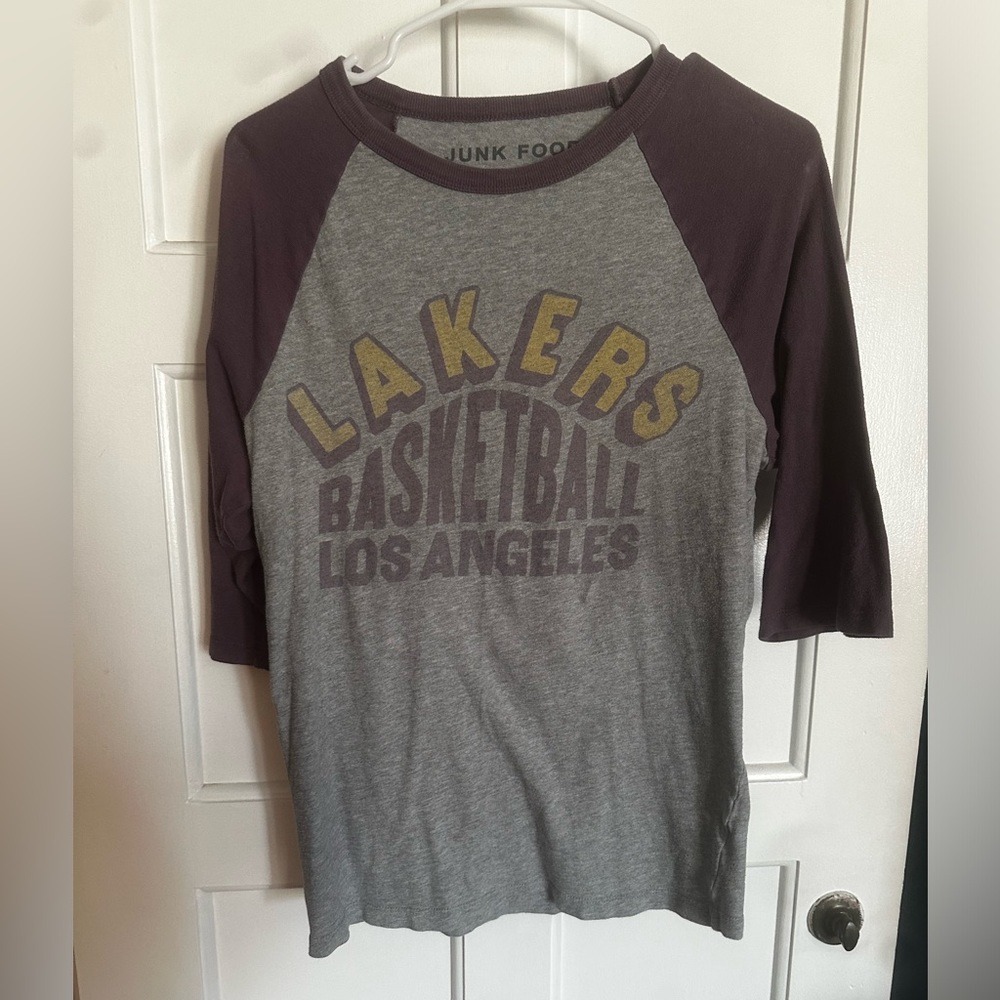 Lakers Basketball women’s small. Baseball tee style.